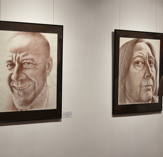 Живые портреты. Поэтический вечер на выставке Валерия Мишина «Портретное сходство»